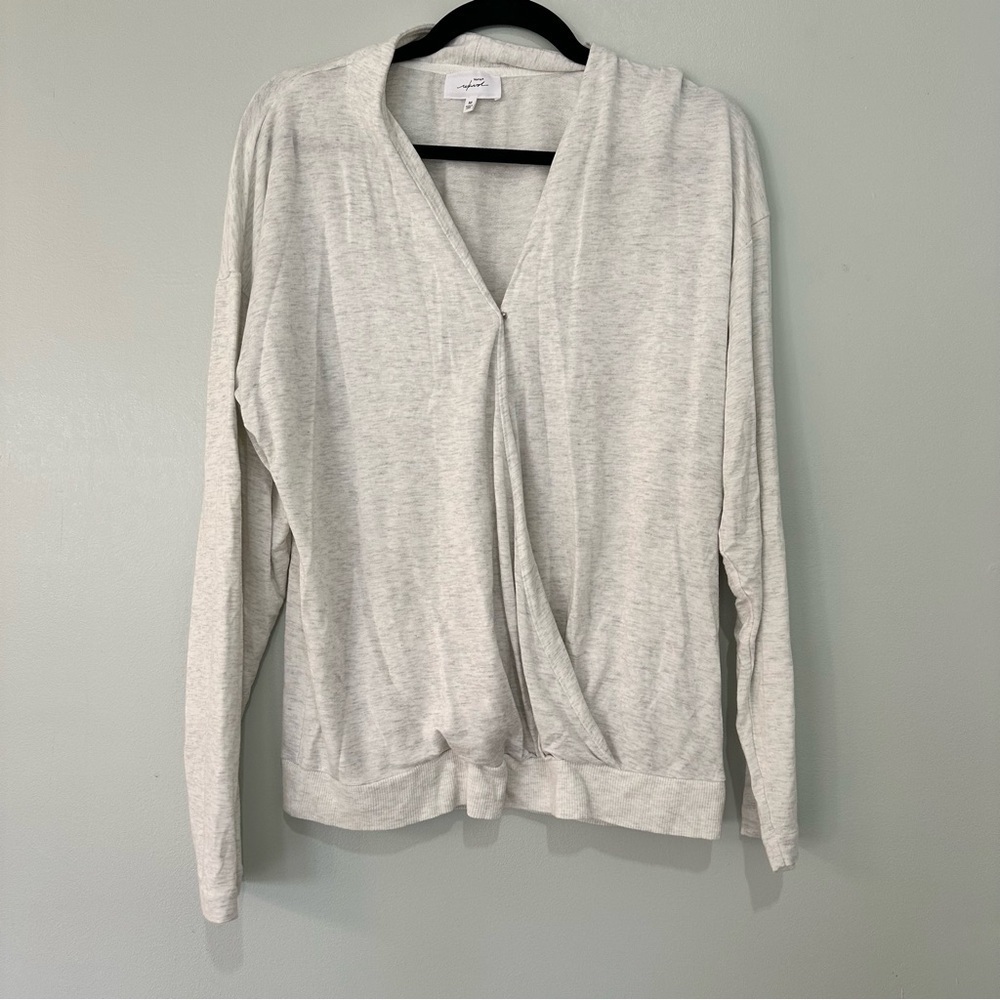 Soma Wknd Sunday Criss-Cross Top Gray White Comfy Lounge Wear Size Medium